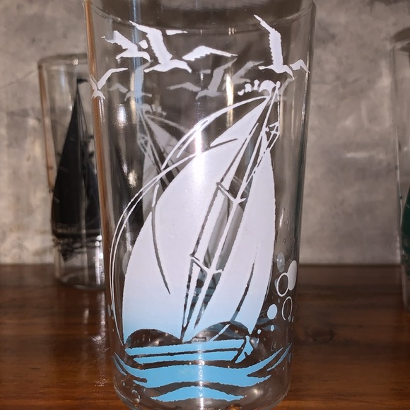 MCM 70s Vintage Set of 4 Nautical Sailboat Themed Clear Drinking Juice Glass - Picture 6 of 17